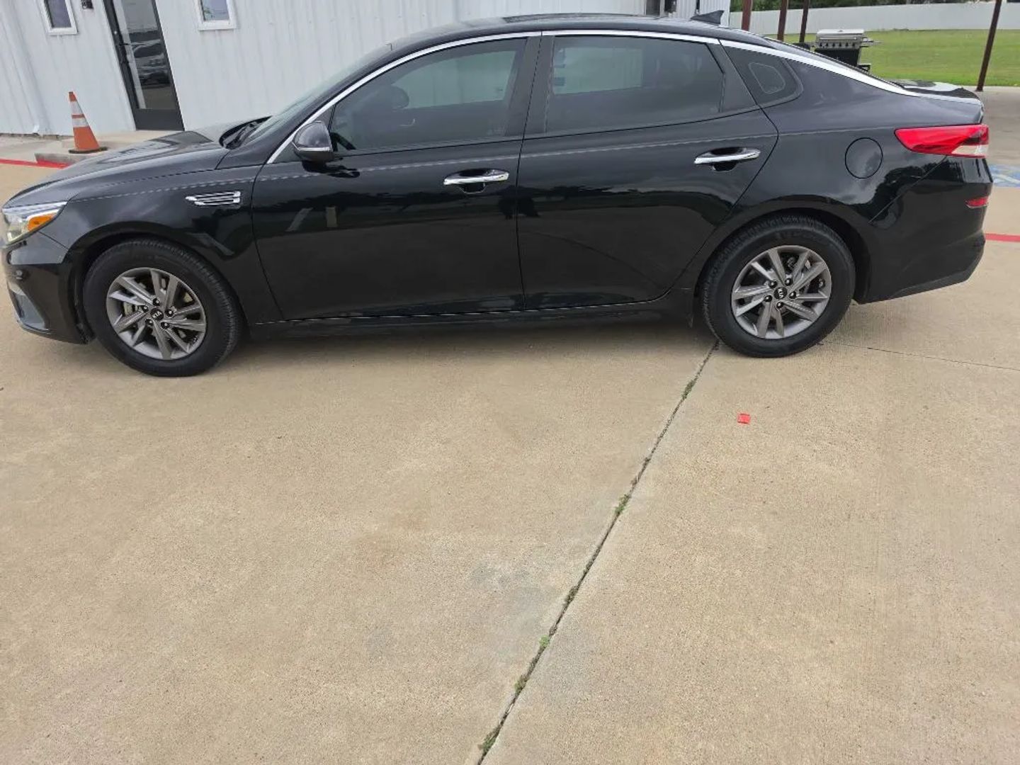 kia optima 2020 5XXGT4L36LG426488 image kia optima 2020 5XXGT4L36LG426488 image