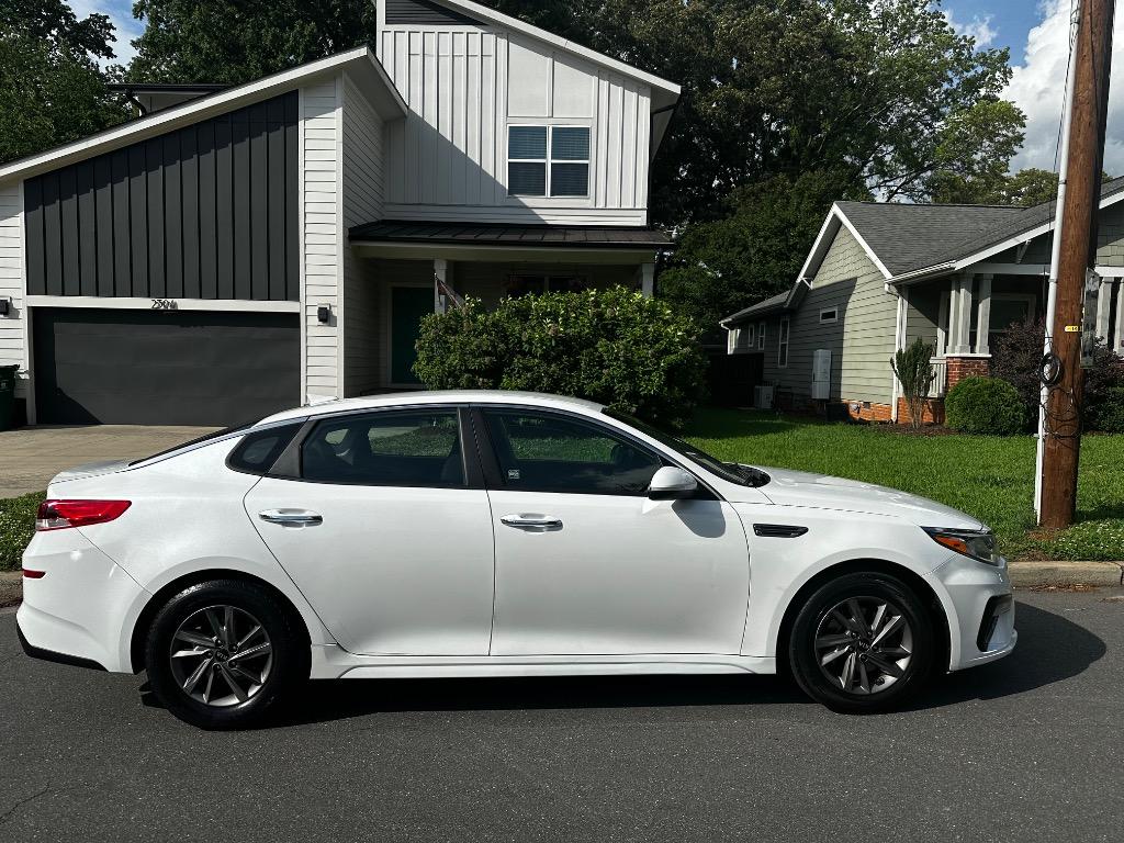 kia optima 2020 5XXGT4L38LG389783 image kia optima 2020 5XXGT4L38LG389783 image