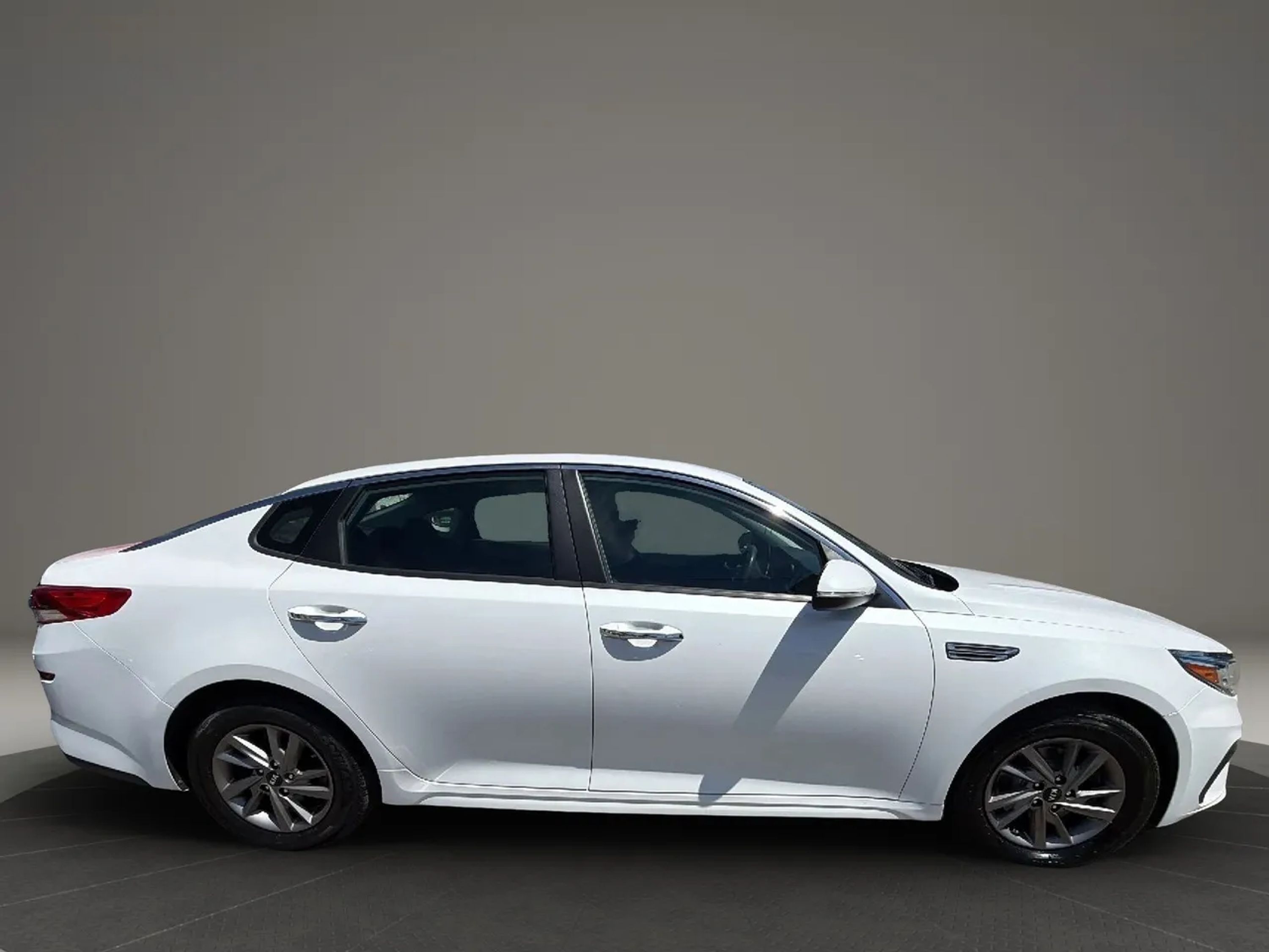 kia optima 2020 5XXGT4L3XLG432259 image kia optima 2020 5XXGT4L3XLG432259 image
