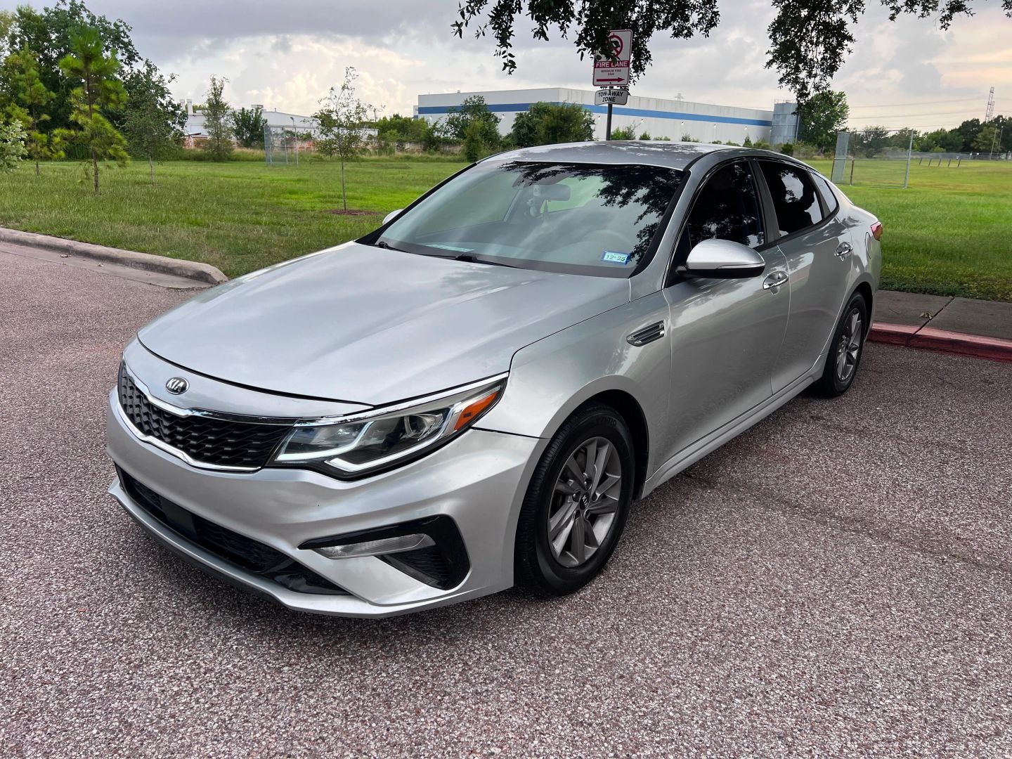 kia optima 2020 5XXGT4L35LG385495 image kia optima 2020 5XXGT4L35LG385495 image