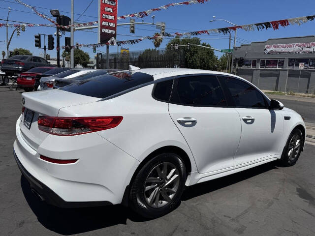 kia optima 2020 5XXGT4L30LG444534 image kia optima 2020 5XXGT4L30LG444534 image