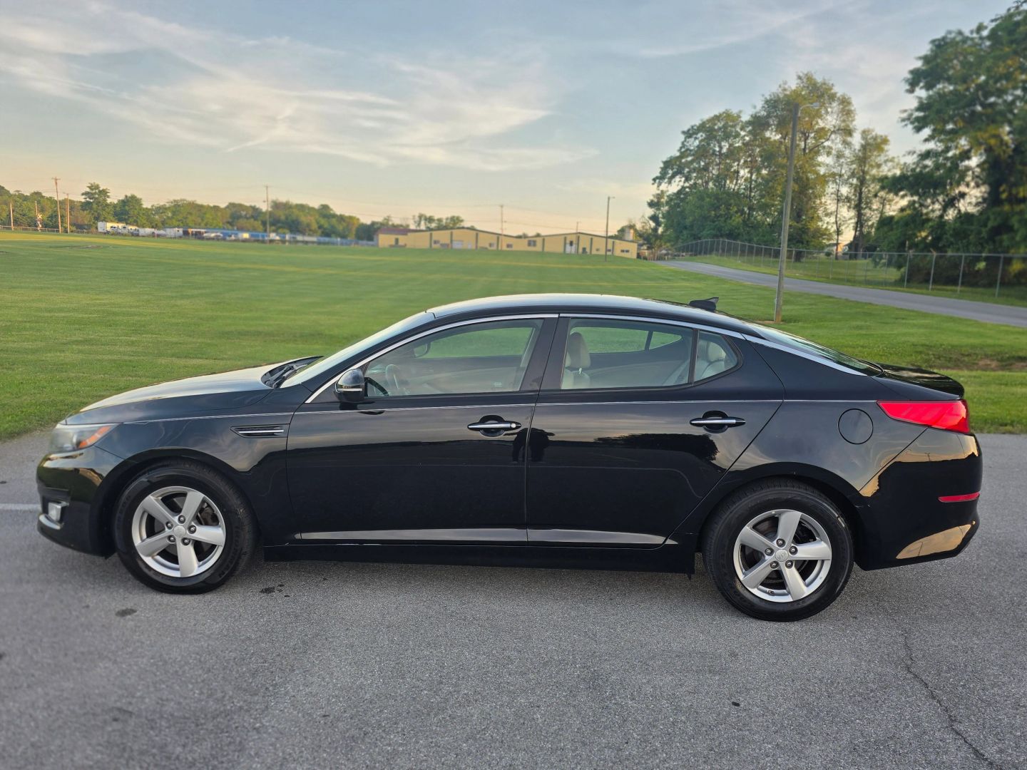 kia optima 2014 5XXGM4A72EG272058 image kia optima 2014 5XXGM4A72EG272058 image