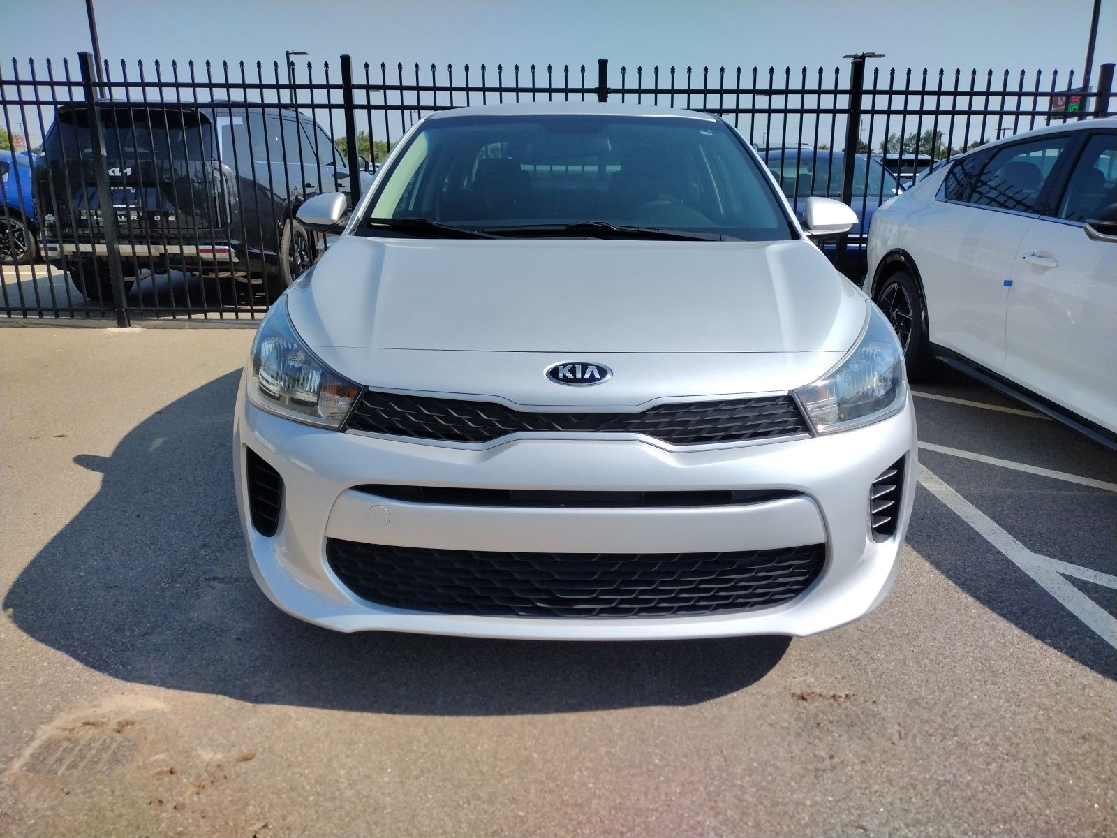 kia rio 2020 3KPA24AD2LE357439 image kia rio 2020 3KPA24AD2LE357439 image