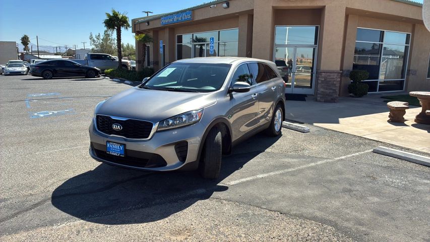 kia sorento 2019 5XYPG4A32KG447923 image kia sorento 2019 5XYPG4A32KG447923 image