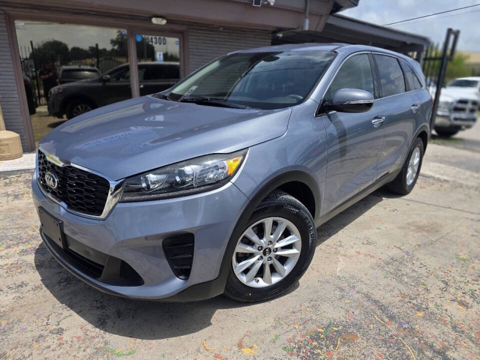 kia sorento 2019 5XYPG4A31KG611078 image kia sorento 2019 5XYPG4A31KG611078 image