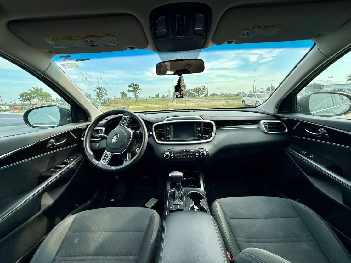 kia sorento 2019 5XYPG4A3XKG573883 image kia sorento 2019 5XYPG4A3XKG573883 image