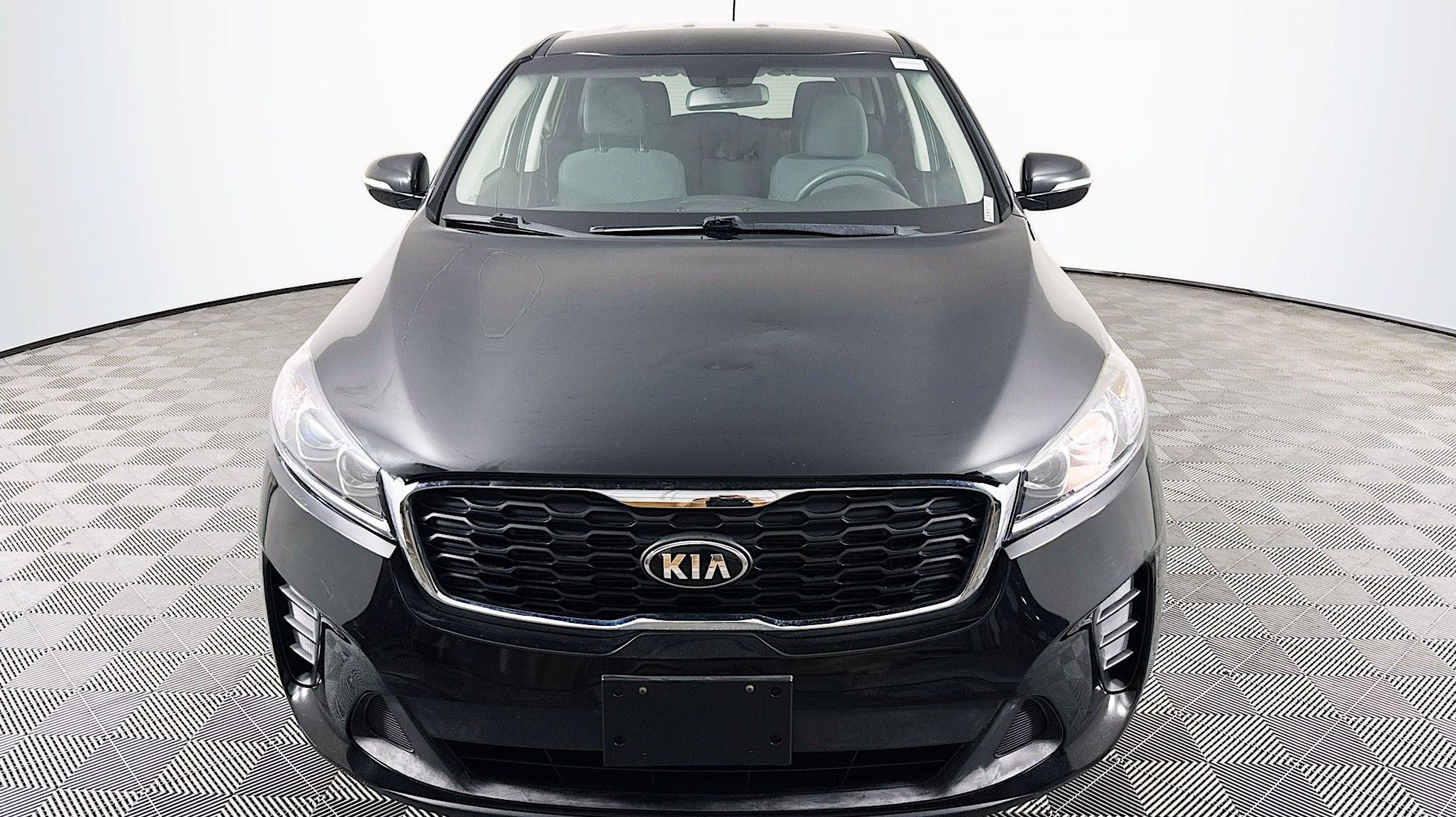 kia sorento 2019 5XYPG4A32KG595750 image kia sorento 2019 5XYPG4A32KG595750 image