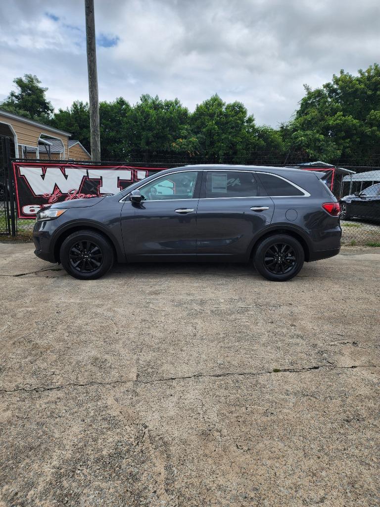 kia sorento 2019 5XYPG4A32KG516903 image kia sorento 2019 5XYPG4A32KG516903 image
