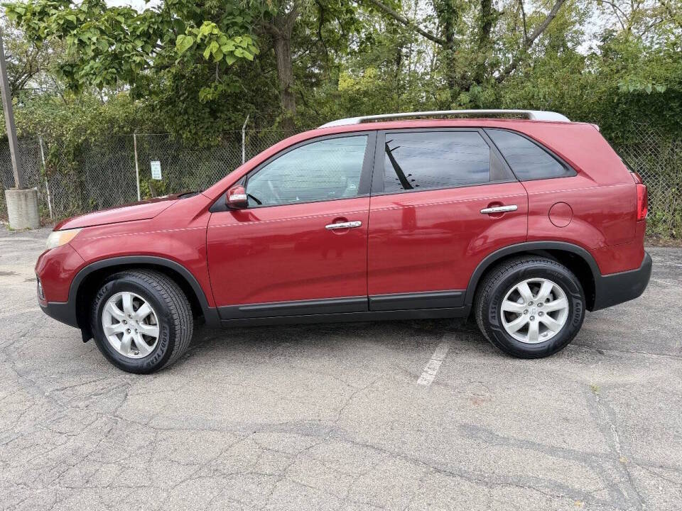 kia sorento 2011 5XYKT3A10BG063301 image