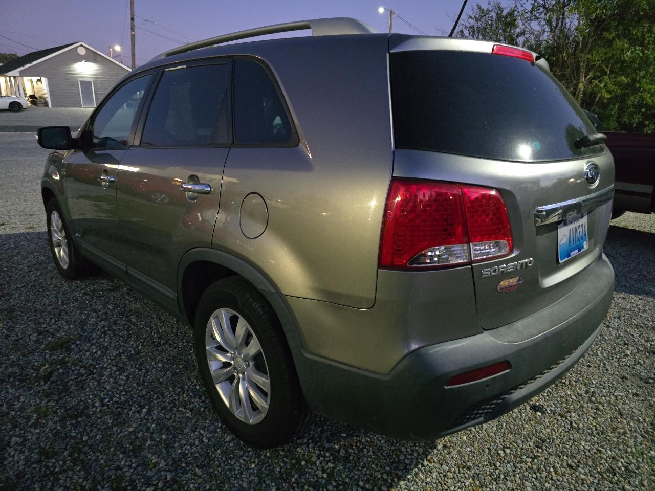 kia sorento 2011 5XYKTDA25BG067469 image kia sorento 2011 5XYKTDA25BG067469 image