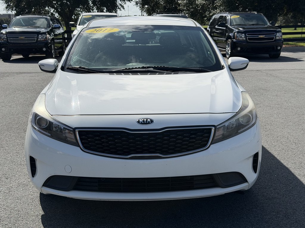 kia forte5 2017 KNAFK5A83H5688481 image kia forte5 2017 KNAFK5A83H5688481 image