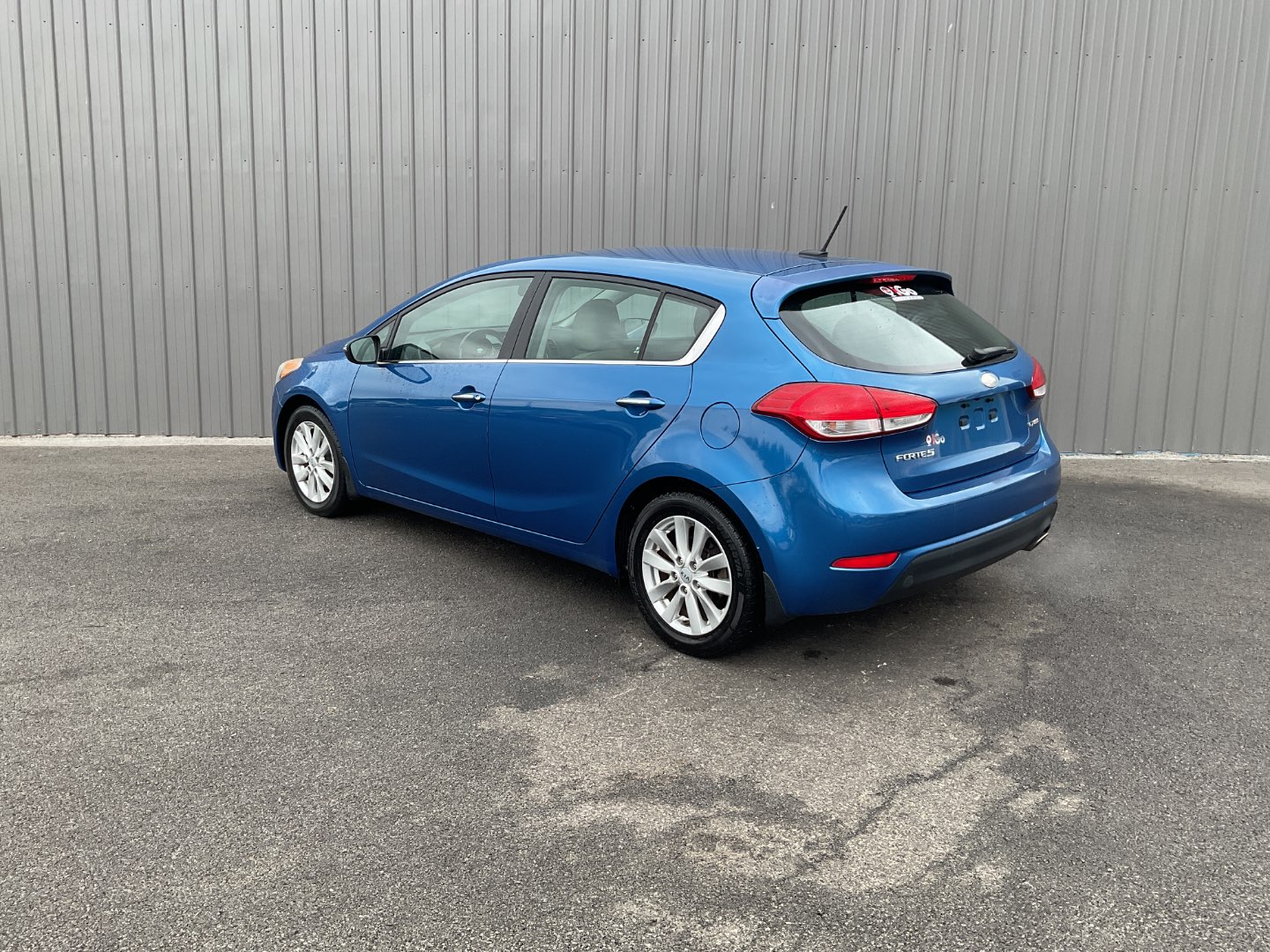 kia forte5 2014 KNAFX5A84E5237752 image kia forte5 2014 KNAFX5A84E5237752 image