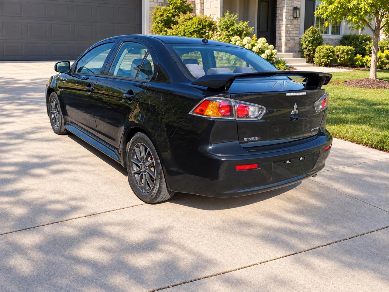 mitsubishi lancer 2017 JA32U2FU3HU002007 image mitsubishi lancer 2017 JA32U2FU3HU002007 image