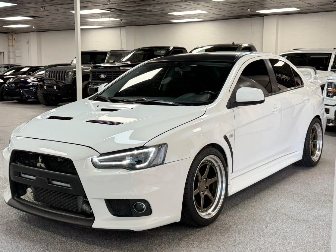 mitsubishi lancer 2014 JA32W8FV8EU017054 image mitsubishi lancer 2014 JA32W8FV8EU017054 image