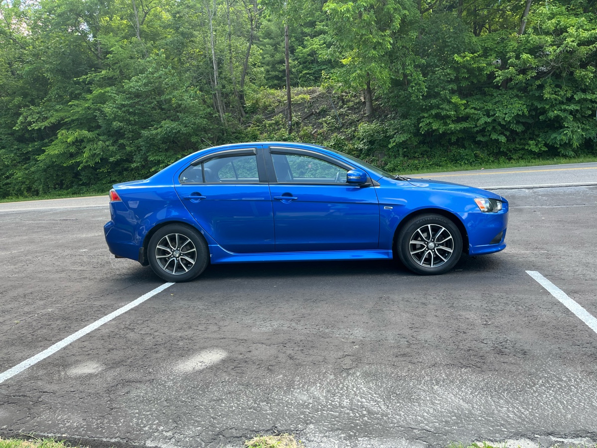 mitsubishi lancer 2015 JA32V2FW4FU016865 image mitsubishi lancer 2015 JA32V2FW4FU016865 image