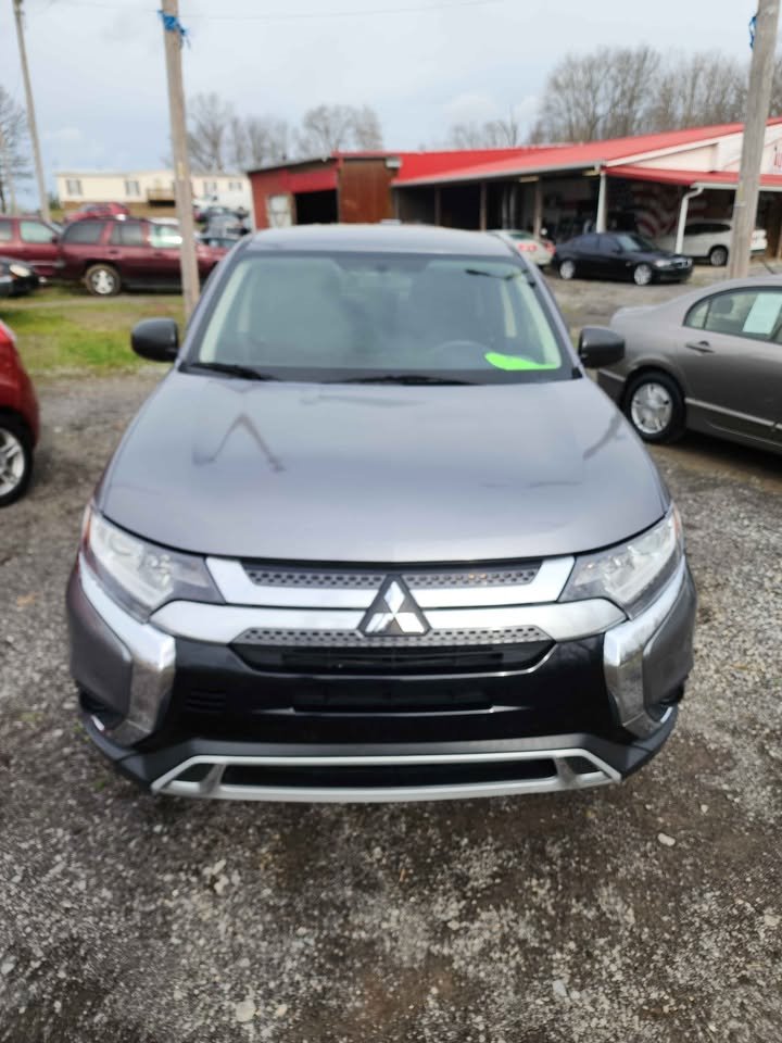 mitsubishi outlander 2019 JA4AD2A35KJ000130 image mitsubishi outlander 2019 JA4AD2A35KJ000130 image