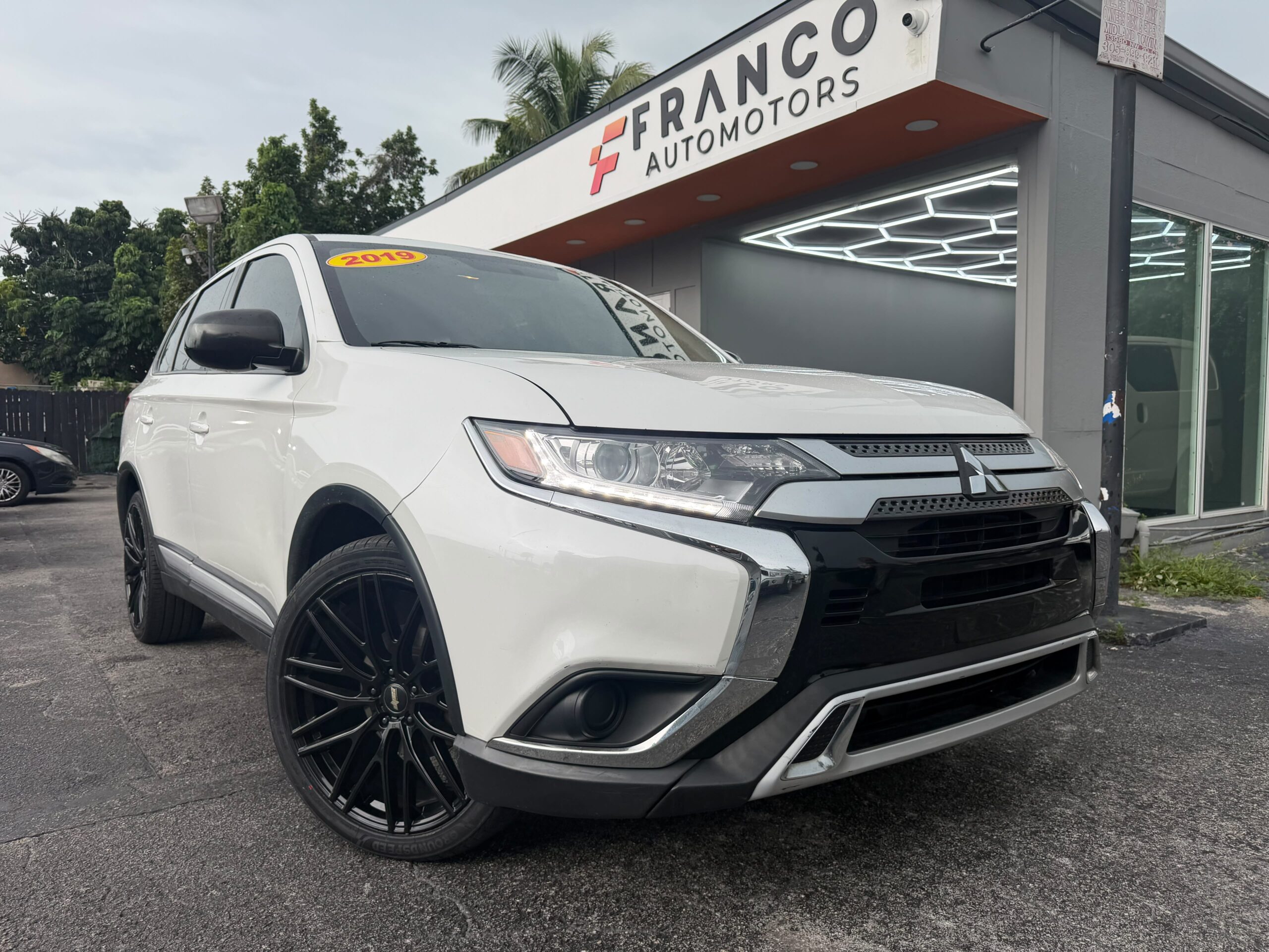 mitsubishi outlander 2019 JA4AD2A37KZ004648 image mitsubishi outlander 2019 JA4AD2A37KZ004648 image