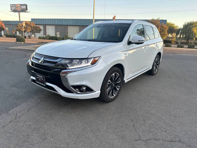 mitsubishi outlander 2018 JA4J24A55JZ065711 image