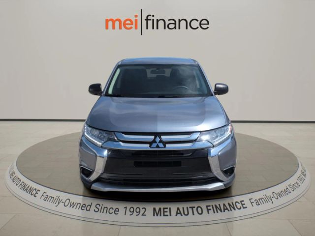 mitsubishi outlander 2018 JA4AD2A39JZ052764 image