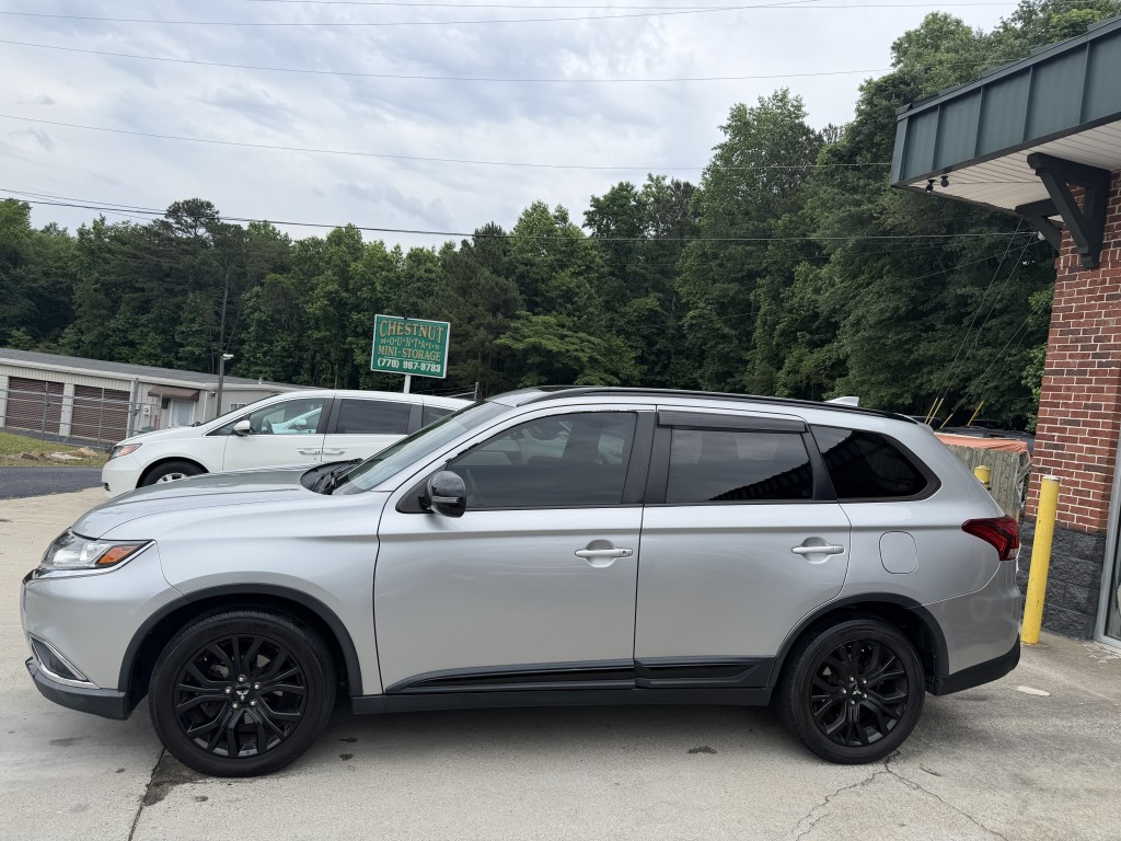 mitsubishi outlander 2018 JA4AD3A38JZ019633 image mitsubishi outlander 2018 JA4AD3A38JZ019633 image