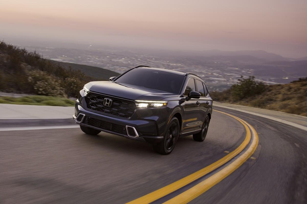 mitsubishi outlander 2018 JA4AZ3A38JZ056800 image mitsubishi outlander 2018 JA4AZ3A38JZ056800 image