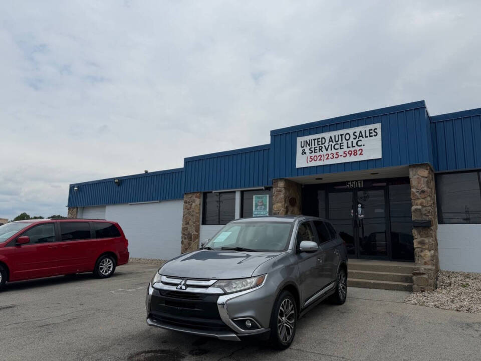 mitsubishi outlander 2018 JA4AD3A31JZ054689 image mitsubishi outlander 2018 JA4AD3A31JZ054689 image