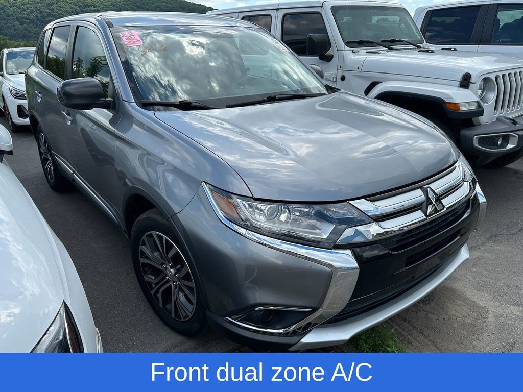 mitsubishi outlander 2018 JA4AZ3A37JZ071689 image mitsubishi outlander 2018 JA4AZ3A37JZ071689 image