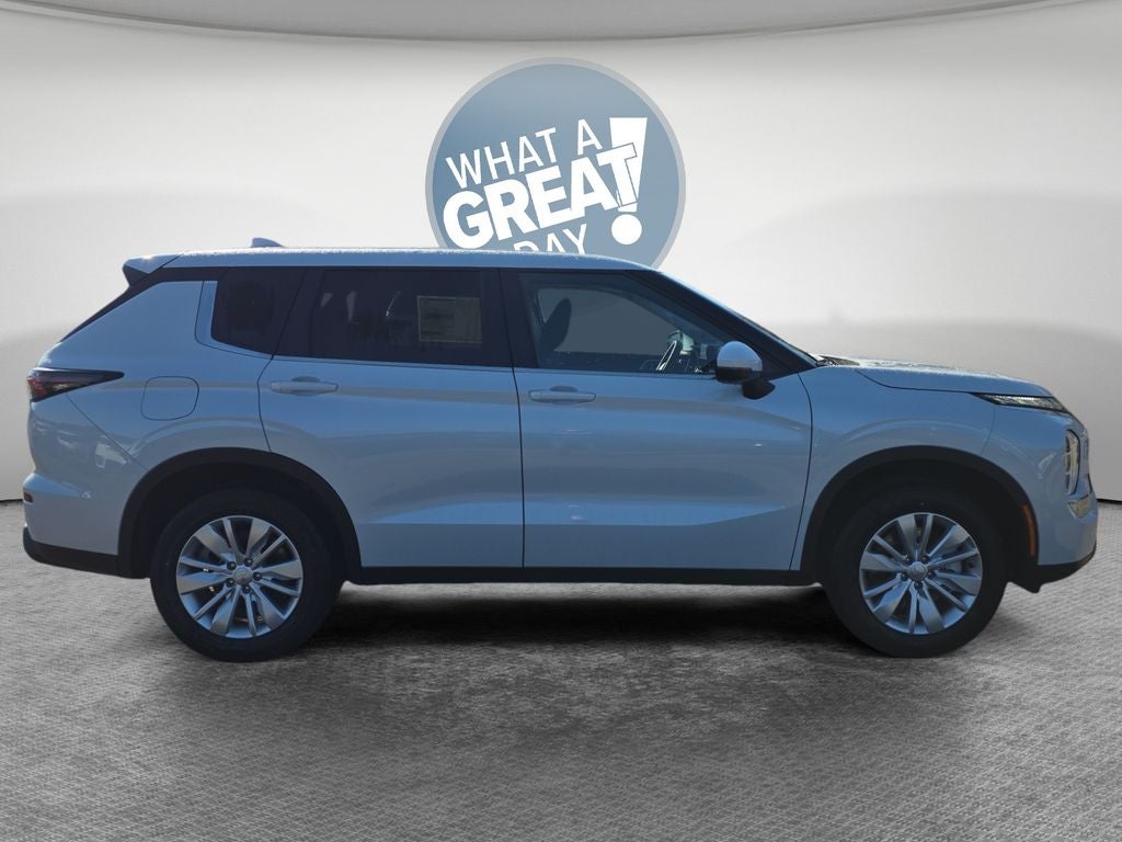 mitsubishi outlander 2026 JA4J4UAB0TZ016726 image mitsubishi outlander 2026 JA4J4UAB0TZ016726 image