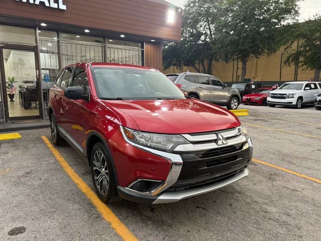 mitsubishi outlander 2017 JA4AD2A30HZ061914 image mitsubishi outlander 2017 JA4AD2A30HZ061914 image