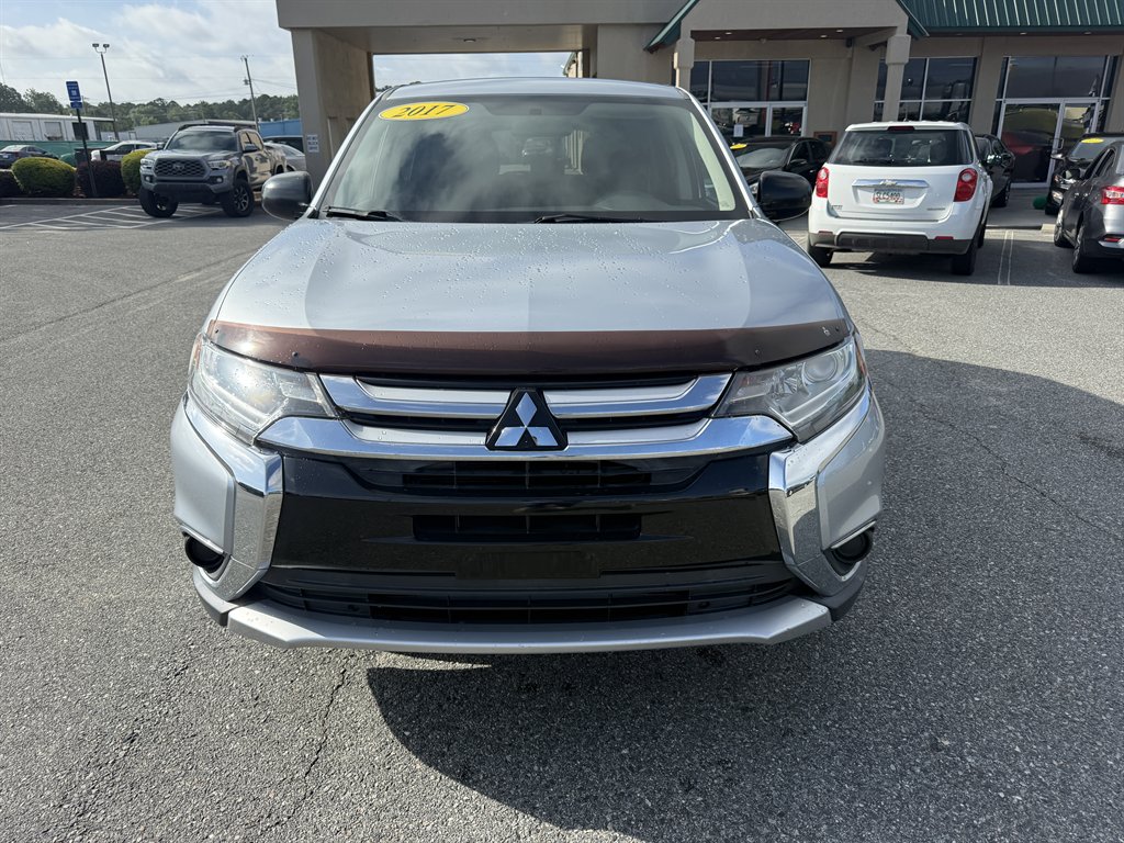 mitsubishi outlander 2017 JA4AD2A31HZ015220 image mitsubishi outlander 2017 JA4AD2A31HZ015220 image