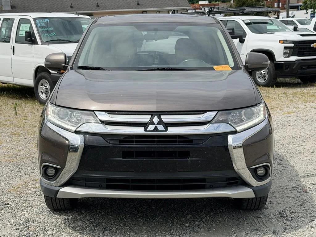 mitsubishi outlander 2017 JA4AD3A39HZ015309 image mitsubishi outlander 2017 JA4AD3A39HZ015309 image