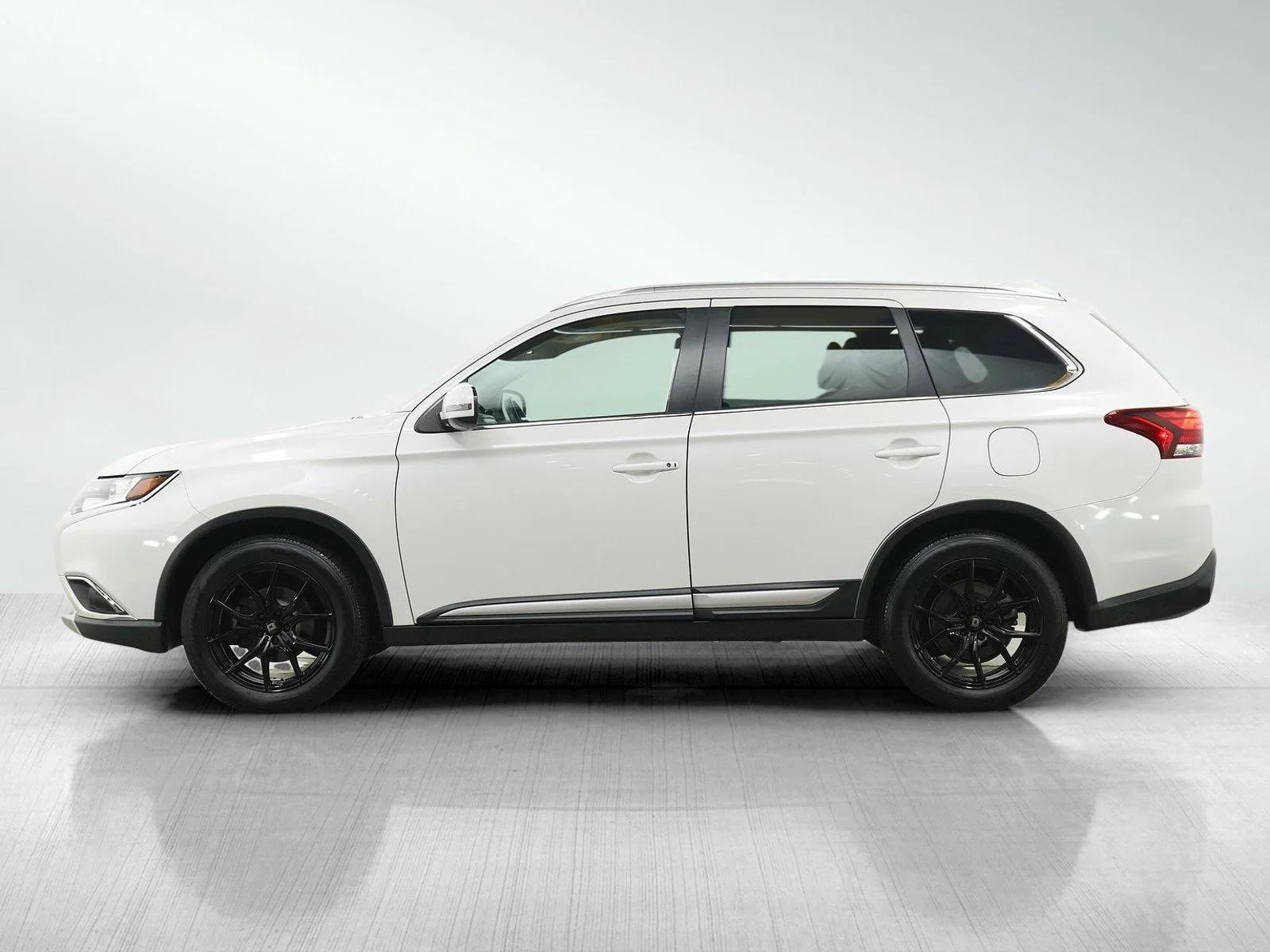 mitsubishi outlander 2017 JA4AZ3A32HZ034771 image mitsubishi outlander 2017 JA4AZ3A32HZ034771 image