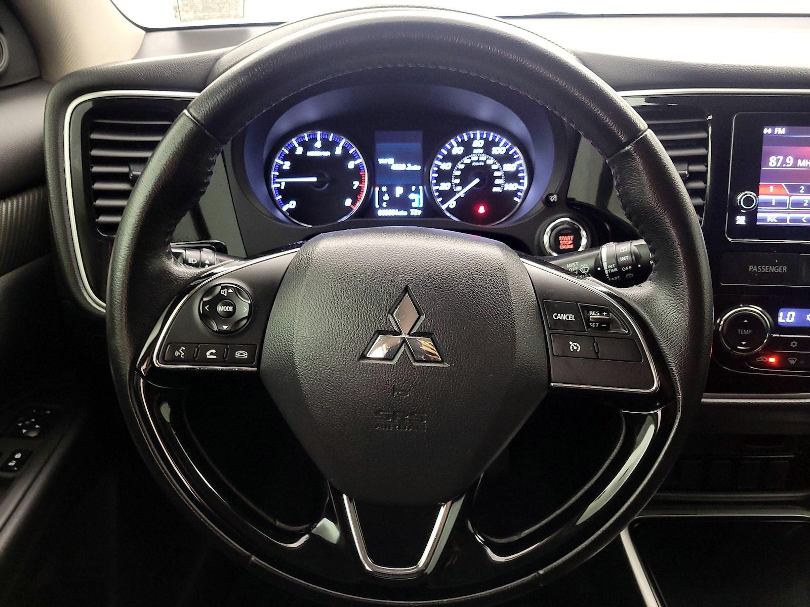 mitsubishi outlander 2017 JA4AD3A33HZ059029 image mitsubishi outlander 2017 JA4AD3A33HZ059029 image