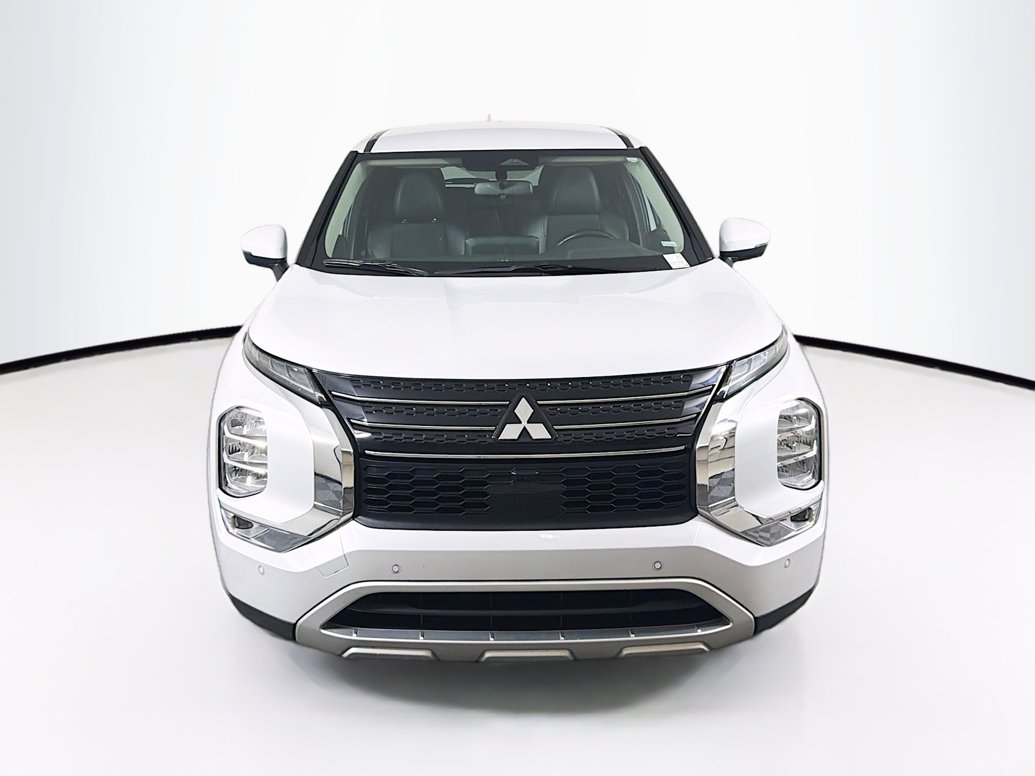 mitsubishi outlander 2024 JA4J3VA89RZ071990 image mitsubishi outlander 2024 JA4J3VA89RZ071990 image