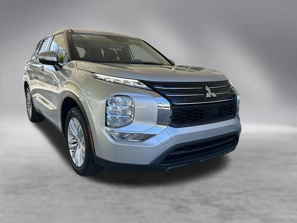 mitsubishi outlander 2024 JA4J3UA85RZ078980 image mitsubishi outlander 2024 JA4J3UA85RZ078980 image
