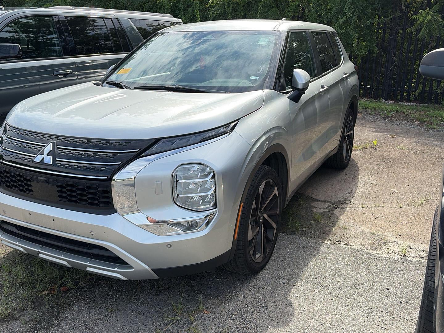 mitsubishi outlander 2024 JA4J4VA88RZ076093 image mitsubishi outlander 2024 JA4J4VA88RZ076093 image