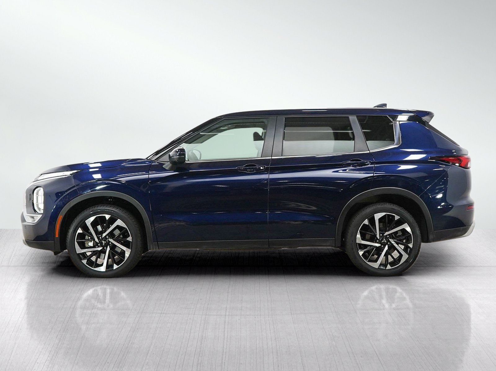 mitsubishi outlander 2024 JA4J4VA88RZ044826 image mitsubishi outlander 2024 JA4J4VA88RZ044826 image