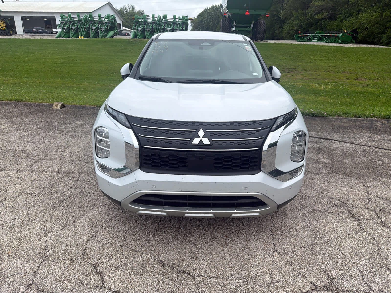 mitsubishi outlander 2024 JA4J3VA85RZ036573 image mitsubishi outlander 2024 JA4J3VA85RZ036573 image