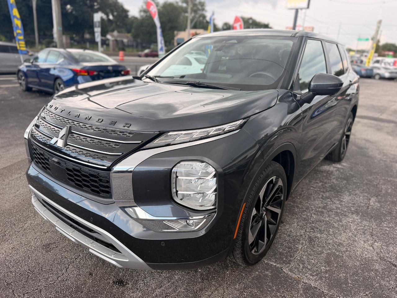 mitsubishi outlander 2024 JA4J3VA87RZ055397 image mitsubishi outlander 2024 JA4J3VA87RZ055397 image