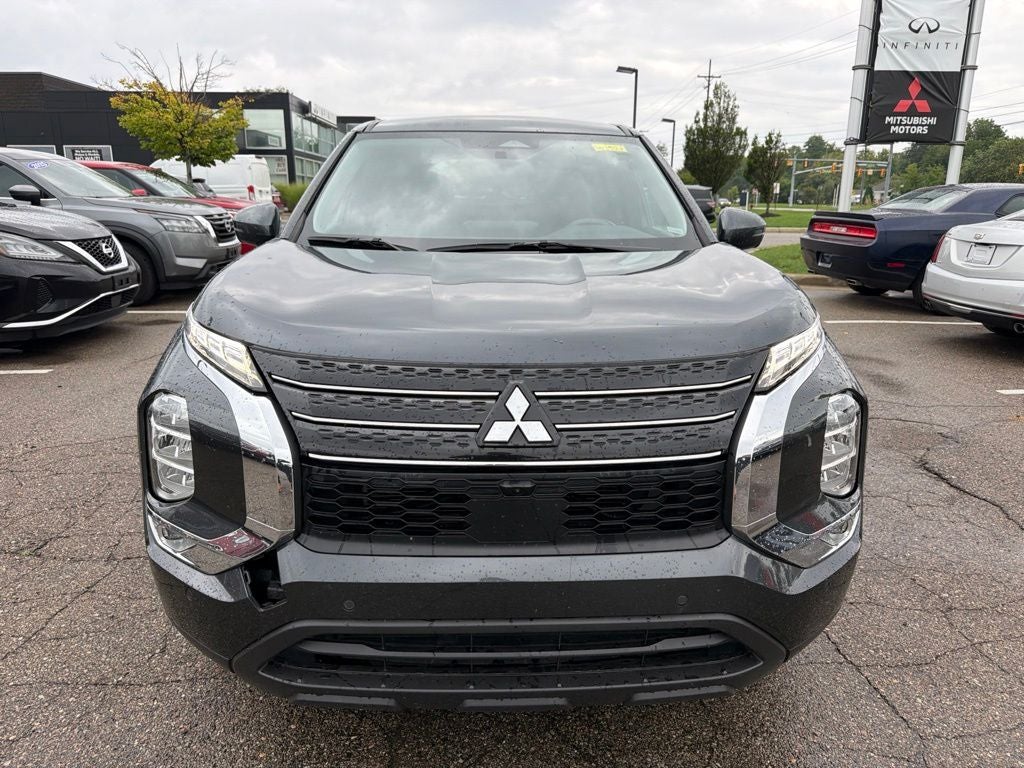 mitsubishi outlander 2024 JA4J3VA85RZ061151 image mitsubishi outlander 2024 JA4J3VA85RZ061151 image