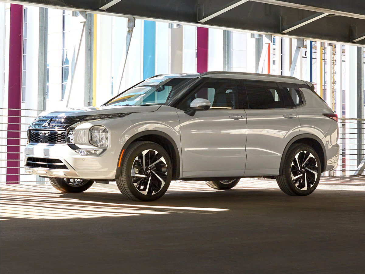 mitsubishi outlander 2024 JA4J3VA86RZ048165 image mitsubishi outlander 2024 JA4J3VA86RZ048165 image