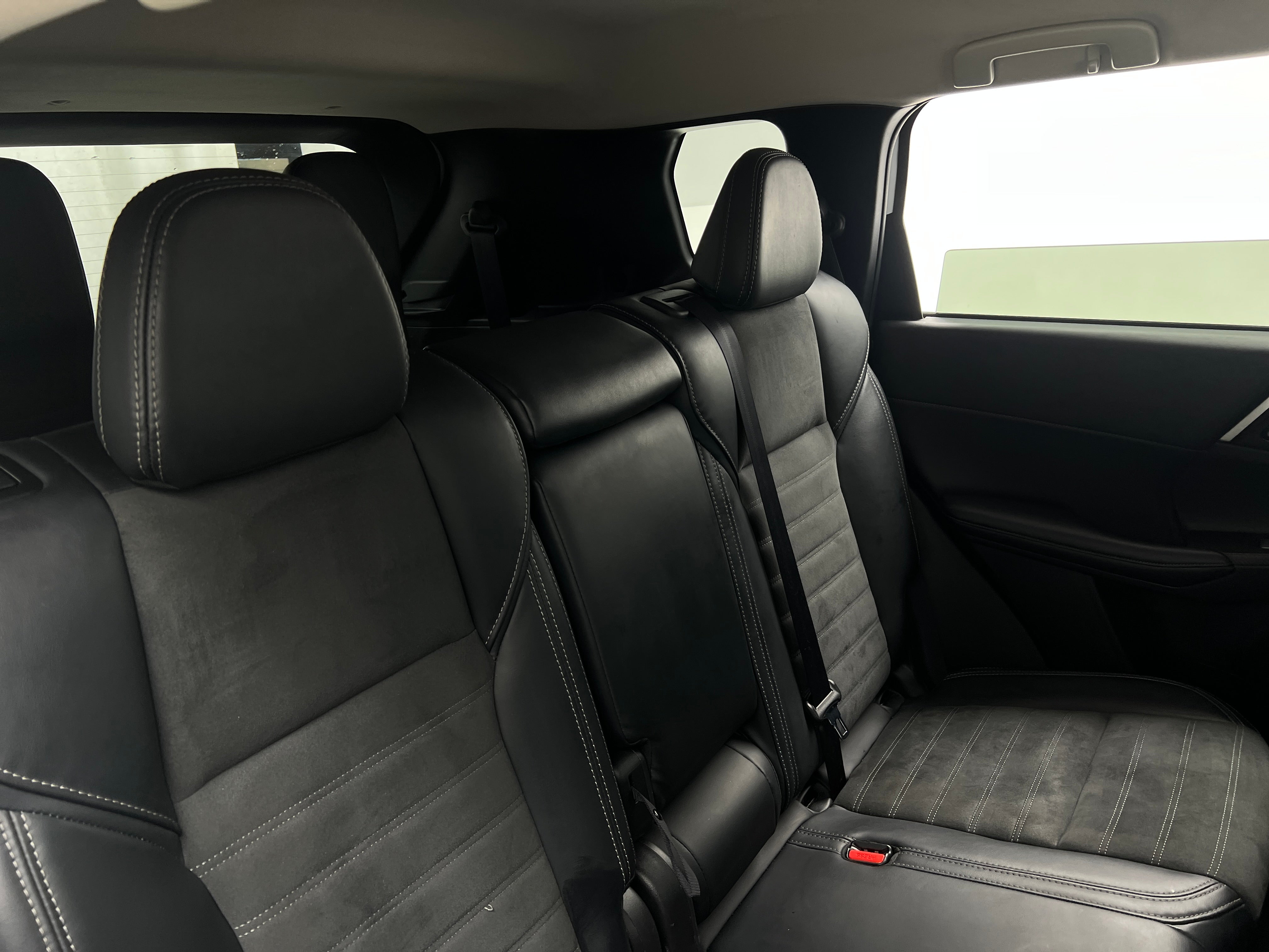 mitsubishi outlander 2024 JA4J4VA87RZ084654 image mitsubishi outlander 2024 JA4J4VA87RZ084654 image