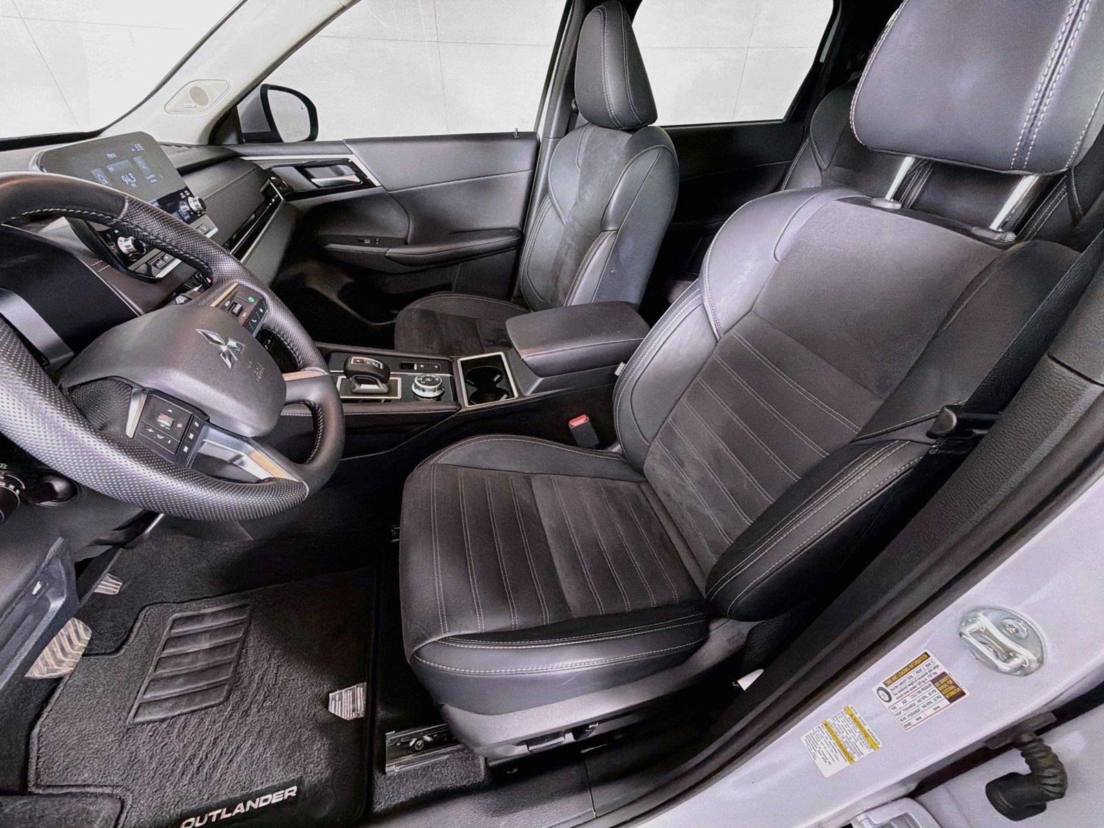 mitsubishi outlander 2024 JA4J4VA88RZ086638 image mitsubishi outlander 2024 JA4J4VA88RZ086638 image