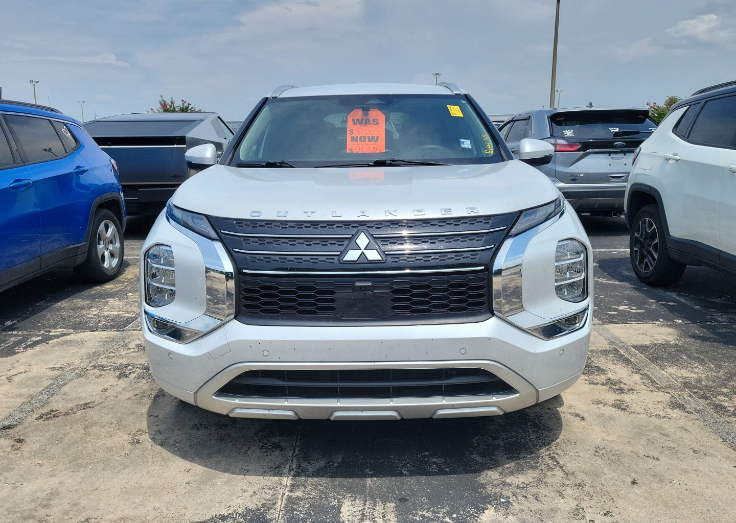 mitsubishi outlander 2024 JA4J3WA88RZ037979 image mitsubishi outlander 2024 JA4J3WA88RZ037979 image