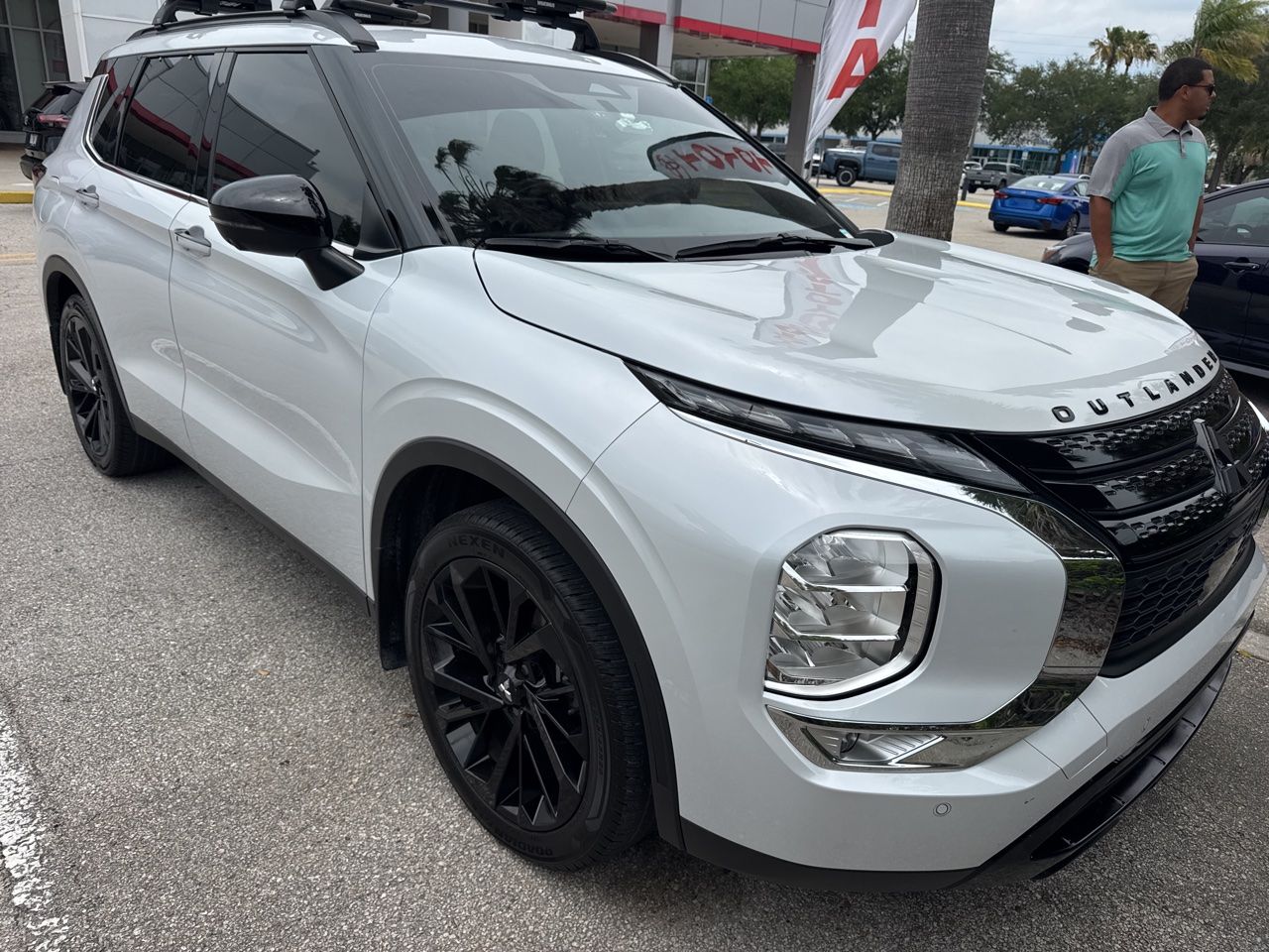 mitsubishi outlander 2024 JA4J3VA86RZ030104 image mitsubishi outlander 2024 JA4J3VA86RZ030104 image