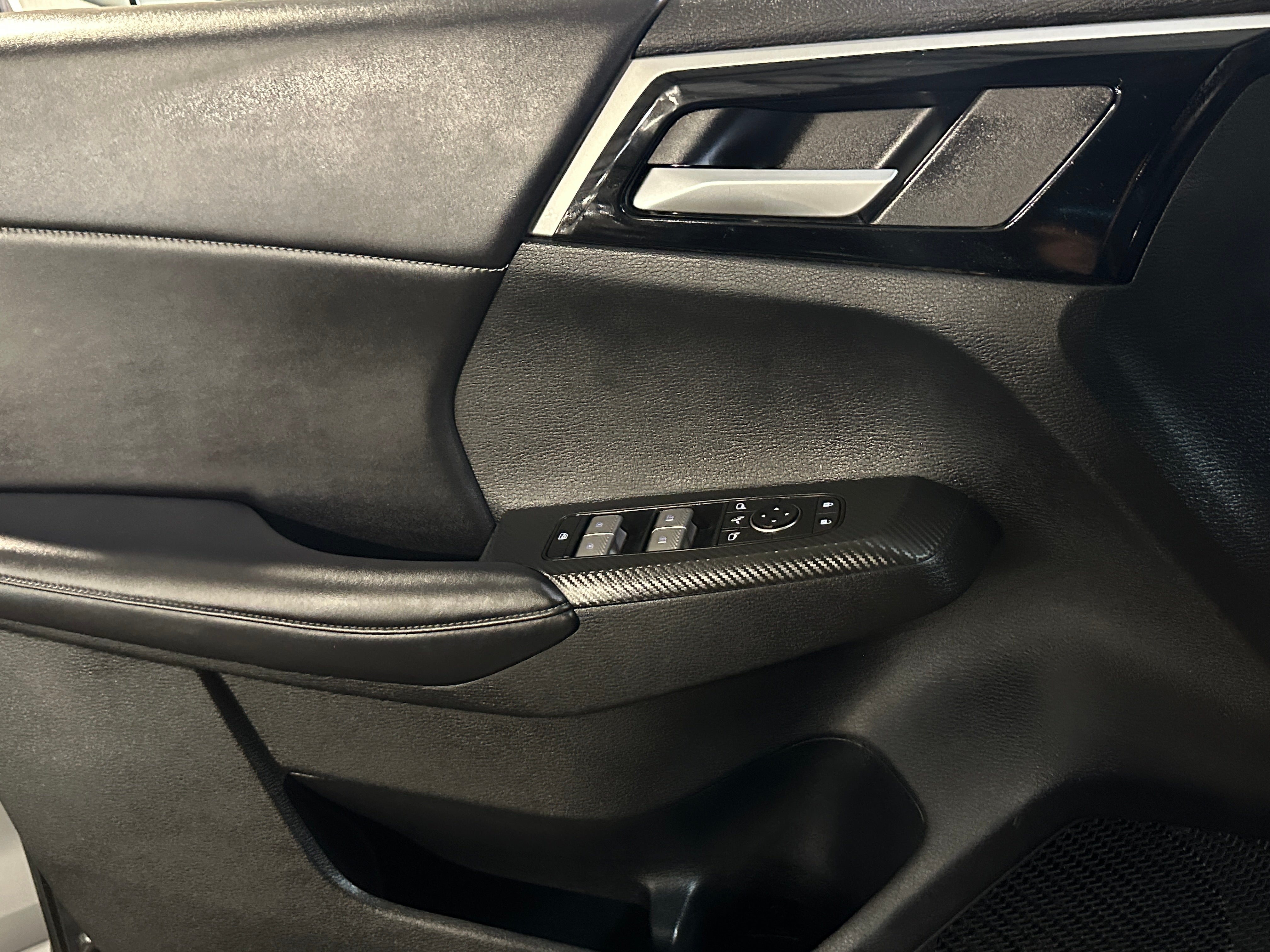 mitsubishi outlander 2024 JA4J4VA82RZ012759 image mitsubishi outlander 2024 JA4J4VA82RZ012759 image