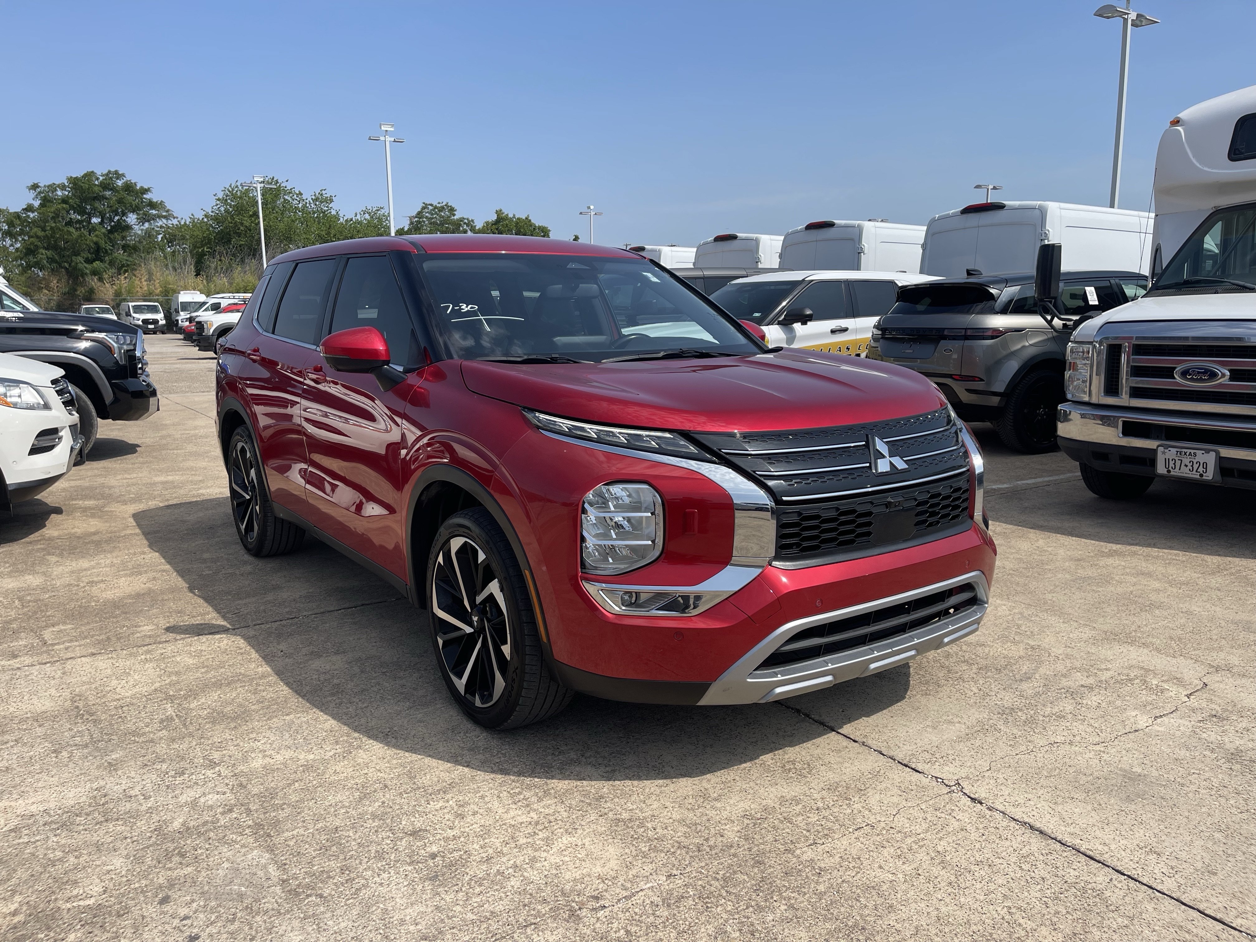 mitsubishi outlander 2024 JA4J4VA81RZ060110 image mitsubishi outlander 2024 JA4J4VA81RZ060110 image