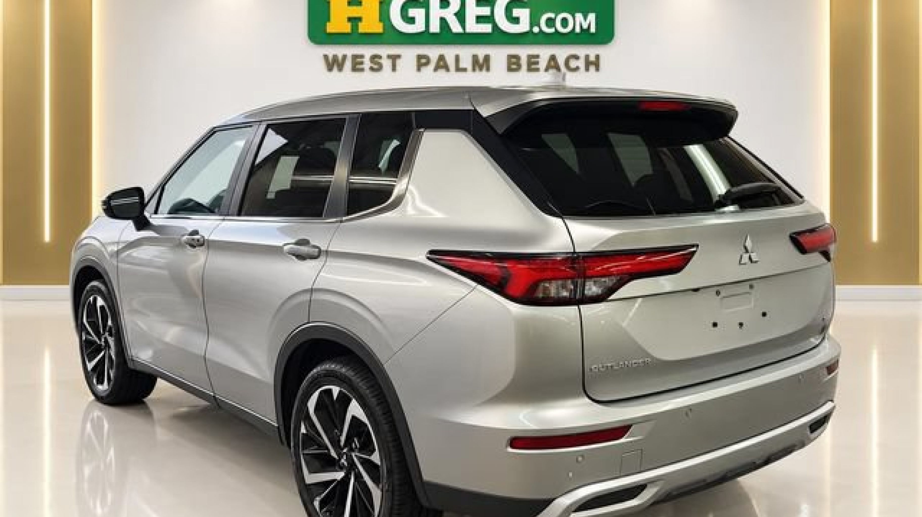 mitsubishi outlander 2024 JA4J3VA85RZ042762 image mitsubishi outlander 2024 JA4J3VA85RZ042762 image