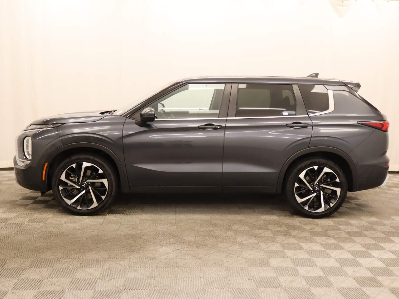 mitsubishi outlander 2024 JA4J4VA8XRZ069548 image mitsubishi outlander 2024 JA4J4VA8XRZ069548 image
