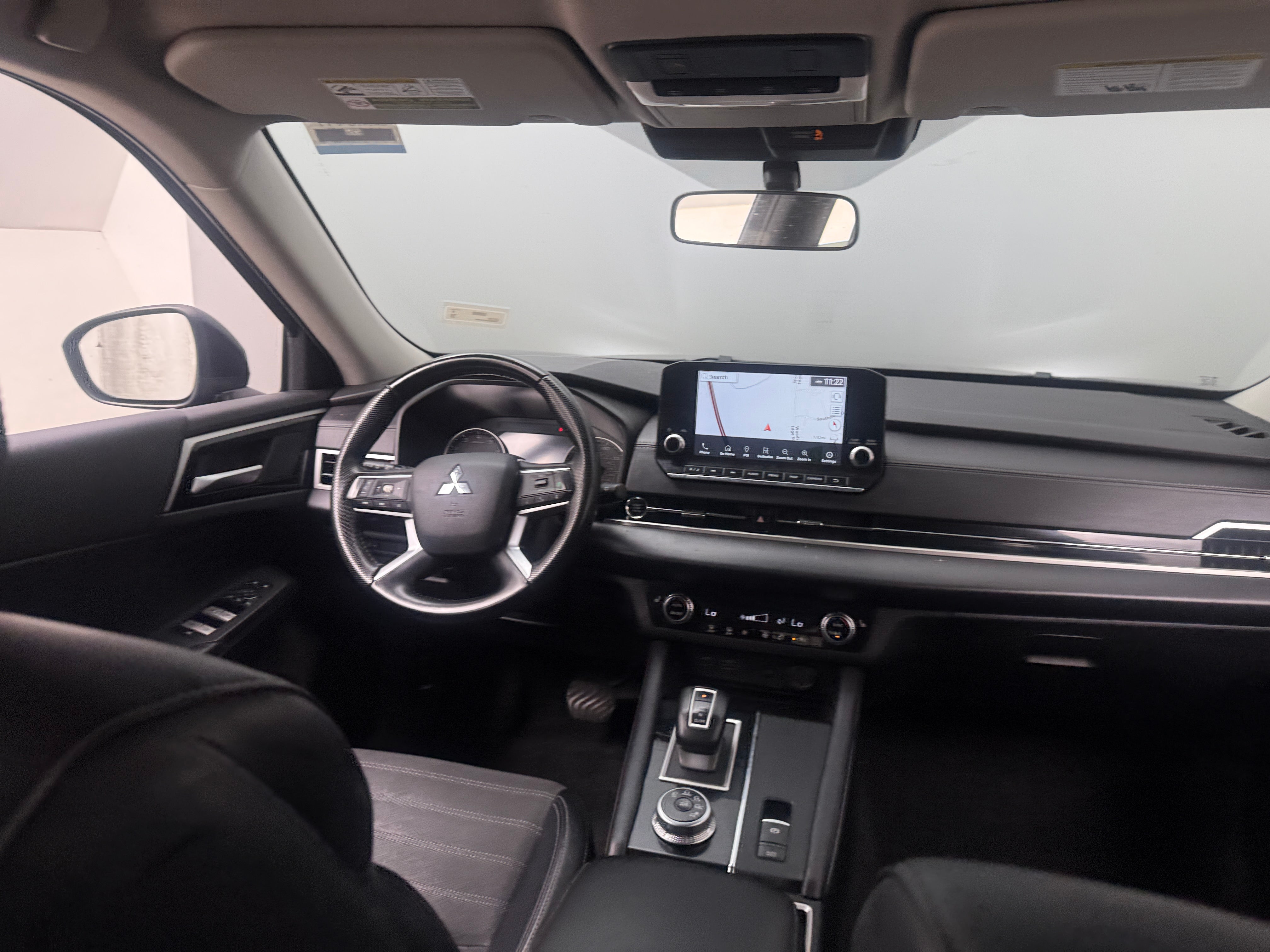 mitsubishi outlander 2024 JA4J3VA88RZ070880 image mitsubishi outlander 2024 JA4J3VA88RZ070880 image